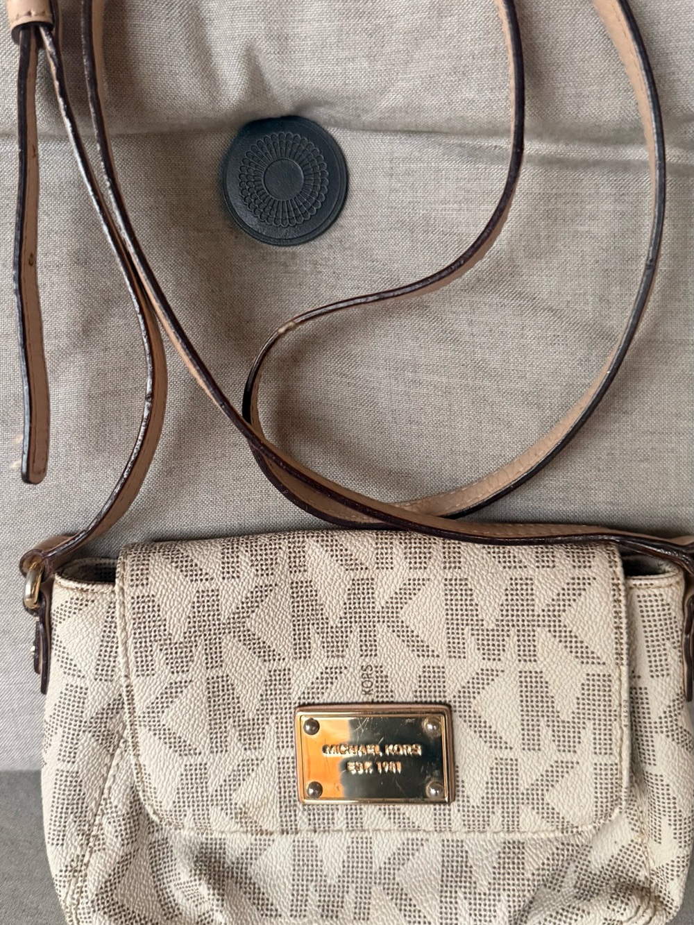 Michael Kors Beige Signature Logo Crossbody Bag mini bag - Picture 13 of 13